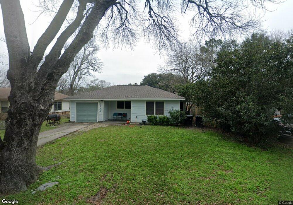 1744 S Park Dr, Alvin, TX 77511 - photo 1