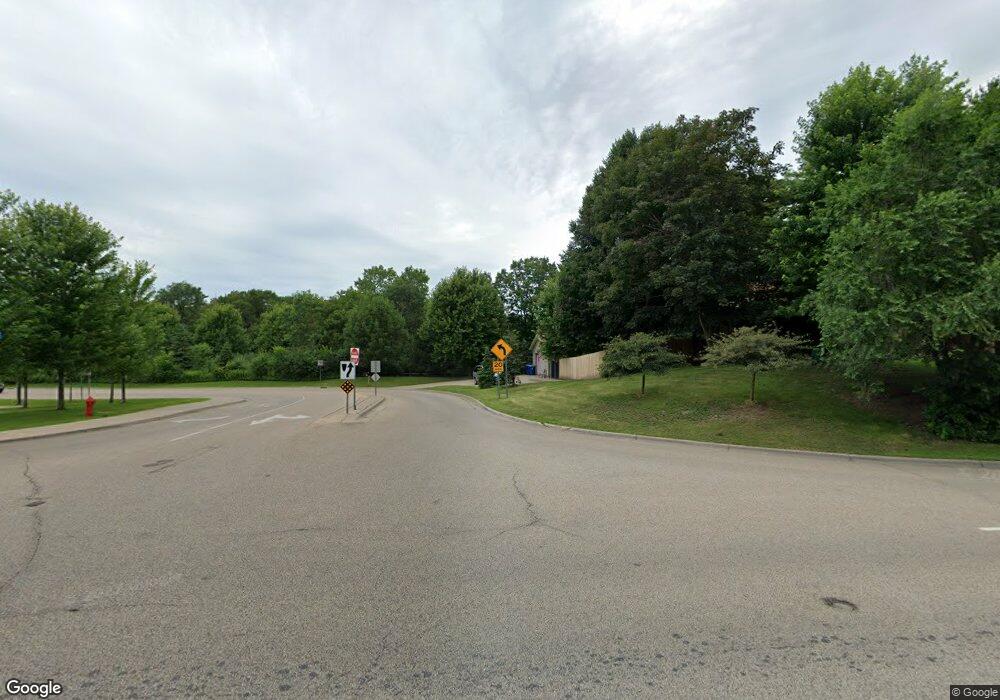 5427, 31, 35 Williston Rd, Minnetonka, MN 55345 - photo 1