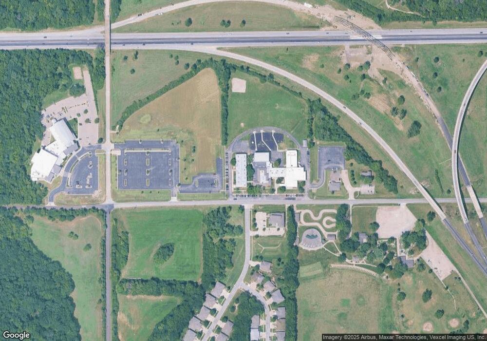 6630 SW 10th Ave, Topeka, KS 66615 - photo 1