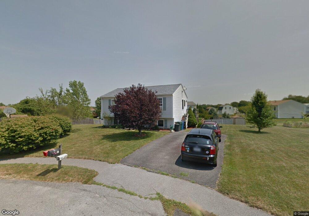 17 High Meadow Ct, Middletown, RI 02842 - photo 1