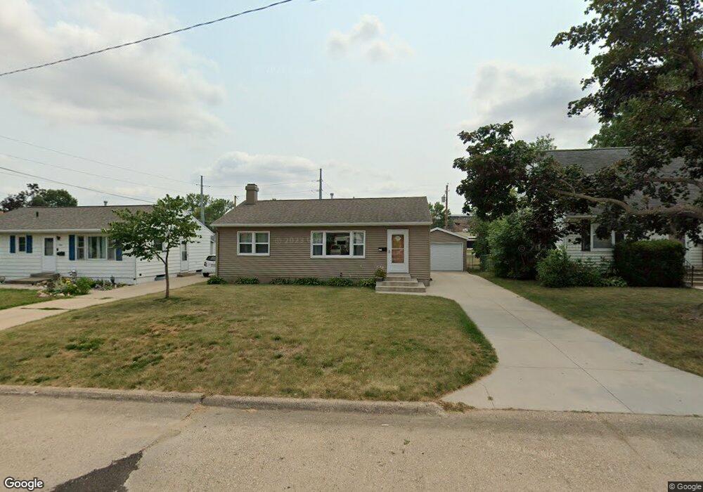 1803 9th Ave SW, Cedar Rapids, IA 52404 - photo 1