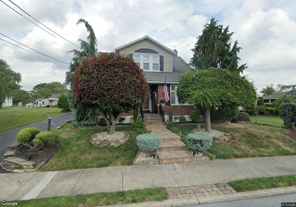 619 W Union St, Whitehall, PA 18052 - photo 1