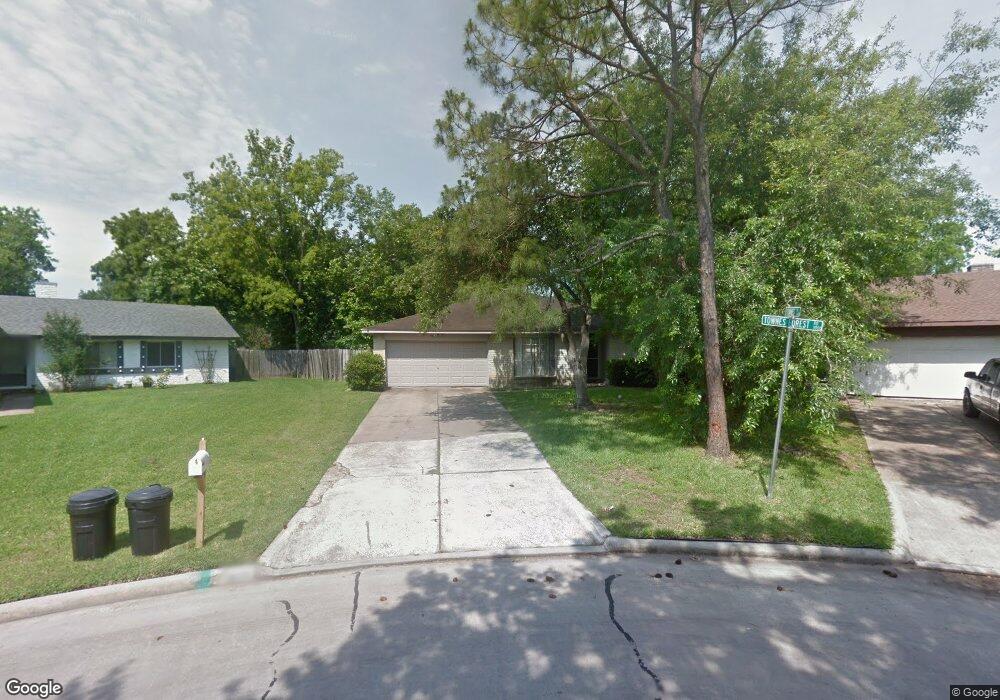 16602 Townes Rd, Friendswood, TX 77546 - photo 1