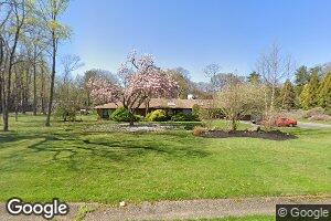 14 Soundview Ln, Port Washington, NY 11050