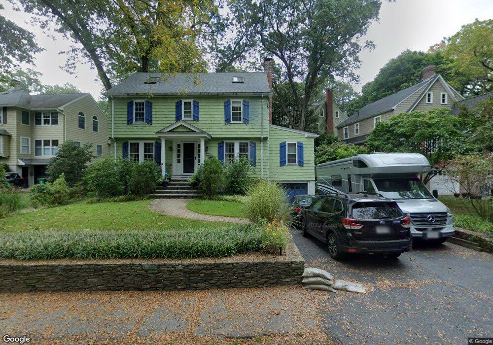 54 Wilde Rd, Waban, MA 02468 - photo 1