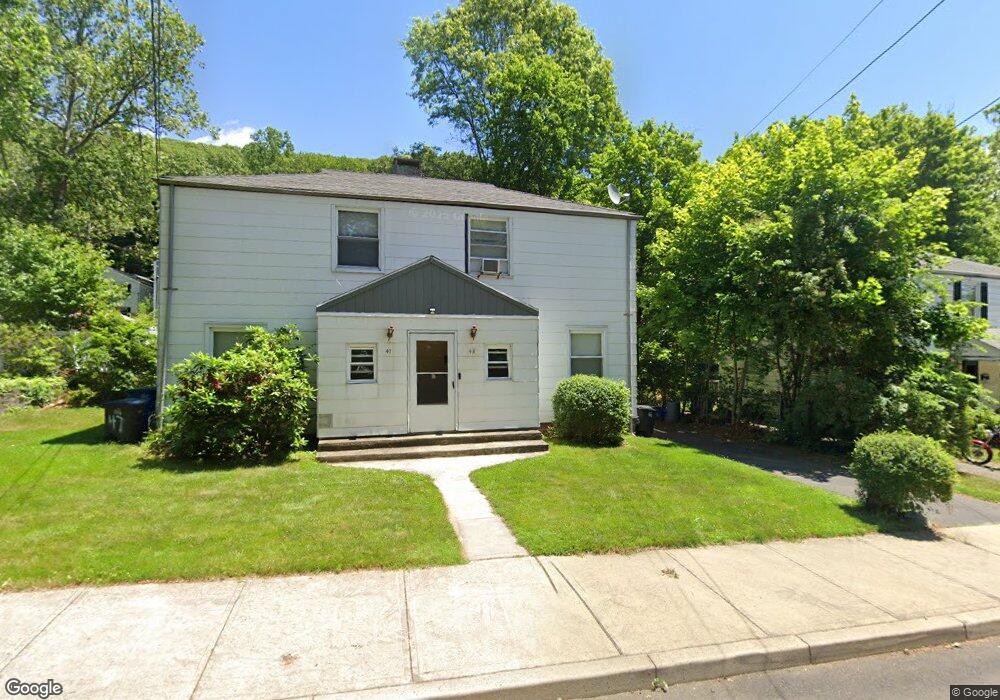 45 Rock Creek Rd, New Haven, CT 06515 - photo 1