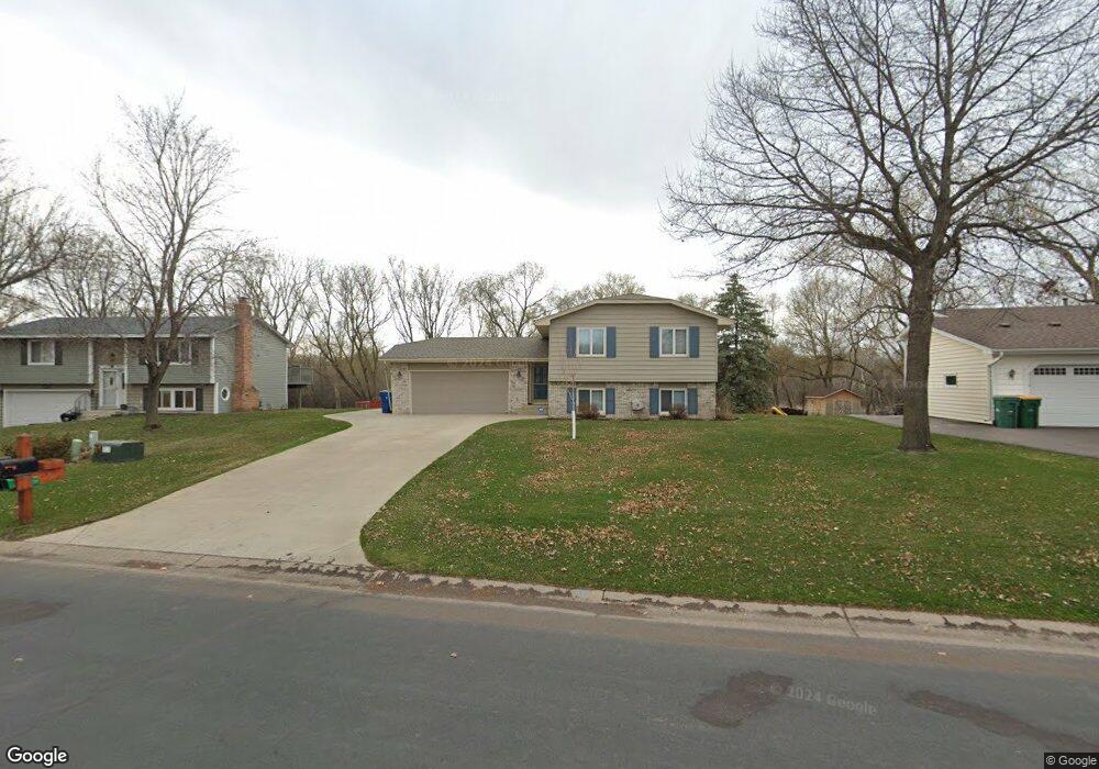 10740 Hummingbird St NW, Coon Rapids, MN 55433 - photo 1