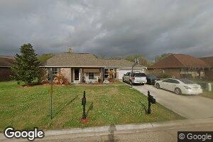 5213 Faulkner Dr, Darrow, LA 70725