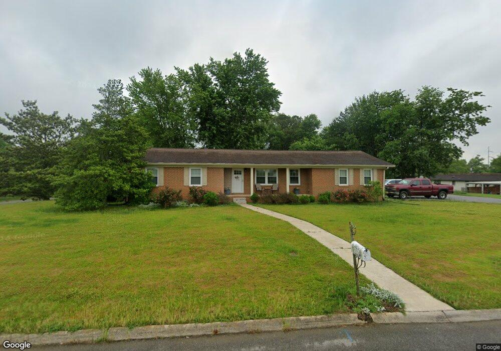 102 Hillwood St, Shelbyville, TN 37160 - photo 1