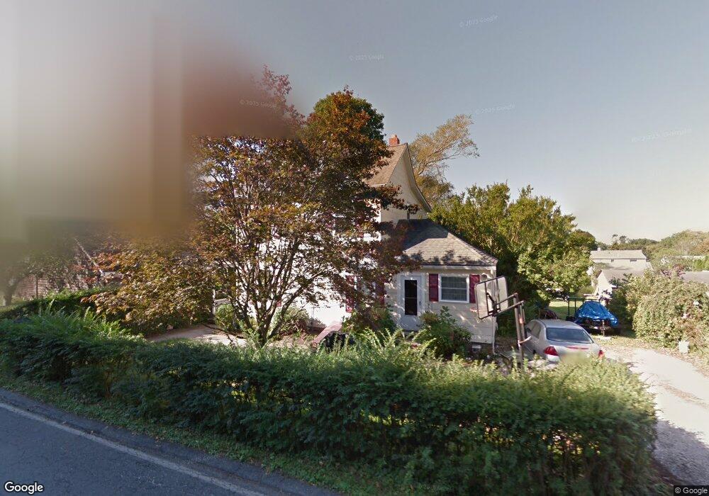 269 Wolcott Ave, Middletown, RI 02842 - photo 1