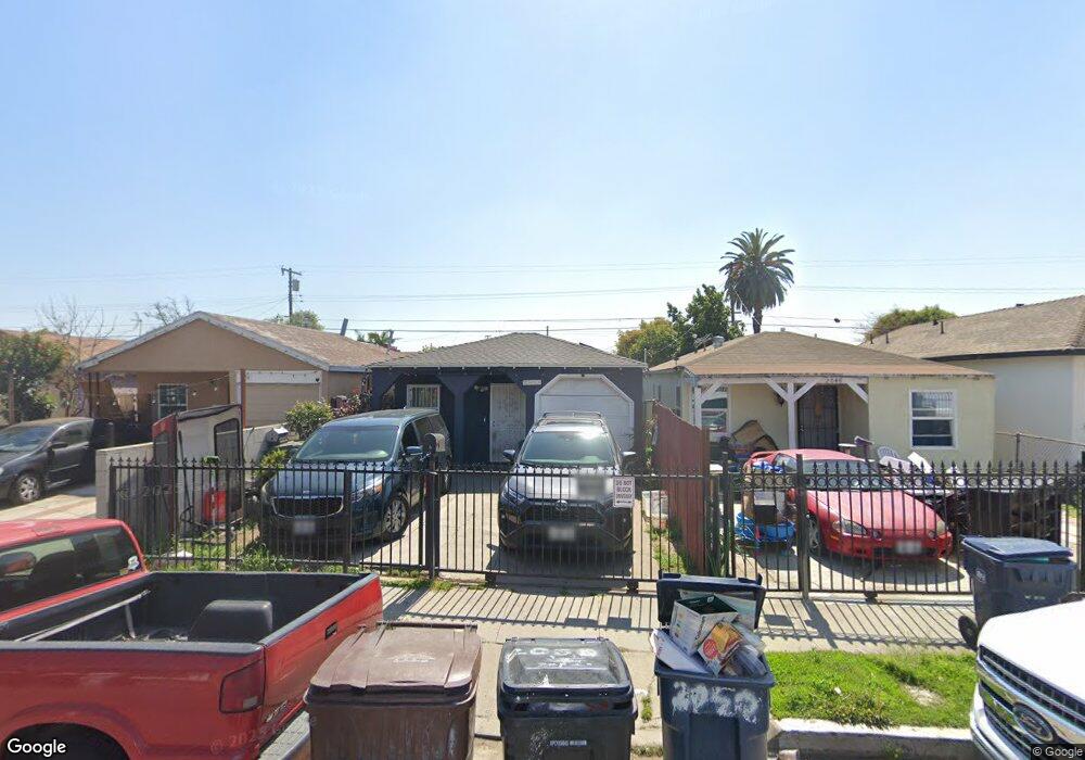 2050 E Hatchway St unit R, Compton, CA 90222 - photo 1