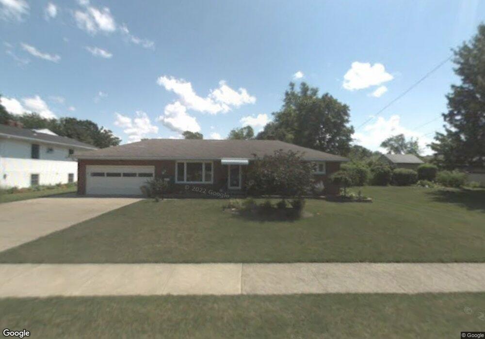 29410 Valley View Dr, Wickliffe, OH 44092 - photo 1