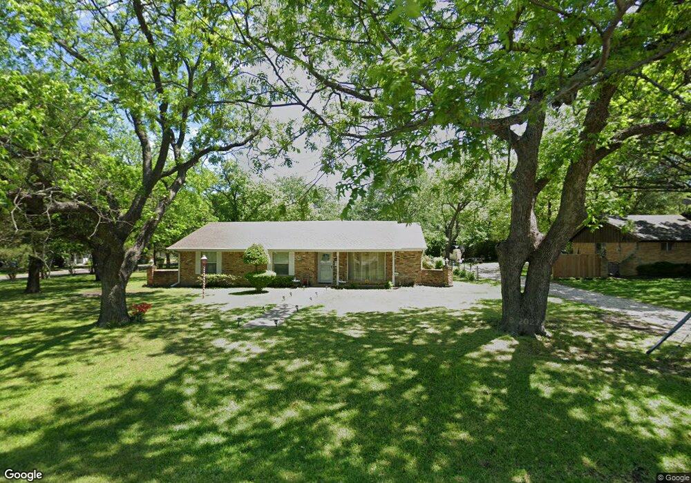 709 E Waco St, Ennis, TX 75119 - photo 1