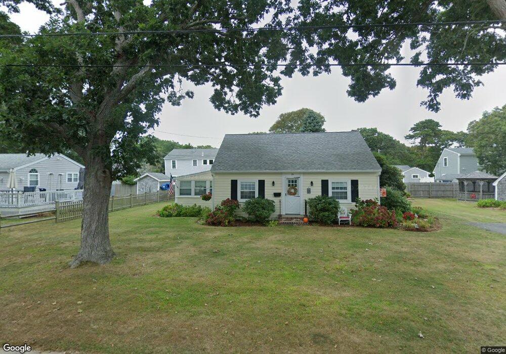 26 Lawrence St, Teaticket, MA 02536 - photo 1