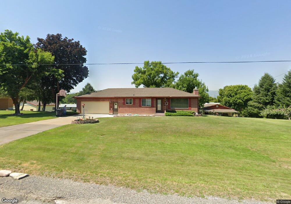 168 S 300 E, Hyrum, UT 84319 - photo 1