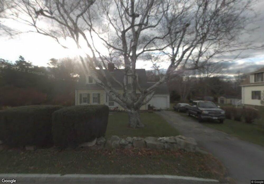 377 Slocum Rd, North Dartmouth, MA 02747 - photo 1