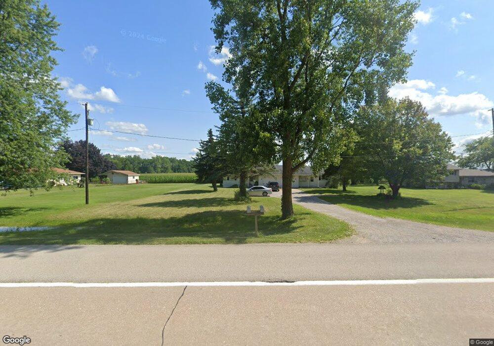 10684 Birch Run Rd, Birch Run, MI 48415 - photo 1