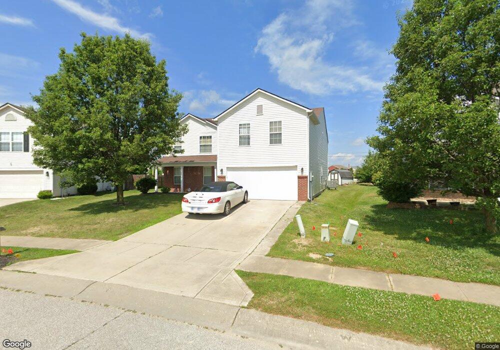 2438 Monarchy Ln, Greenwood, IN 46143 - photo 1