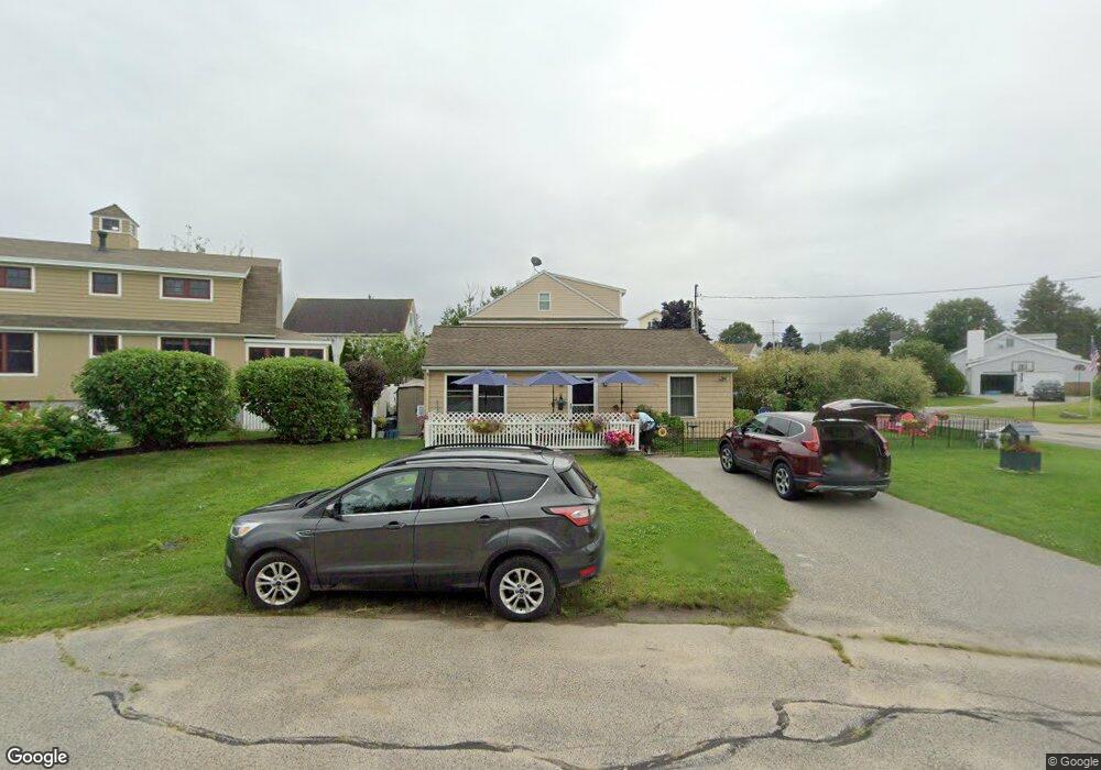 28 Seaview Dr, Wells, ME 04090 - photo 1