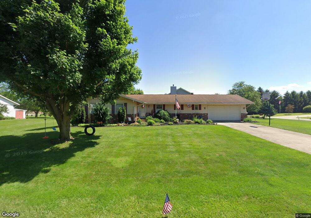 1127 Wade Dr, Bucyrus, OH 44820 - photo 1