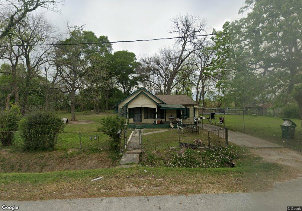 890 Dolly Wright St, Houston, TX 77088 - photo 1