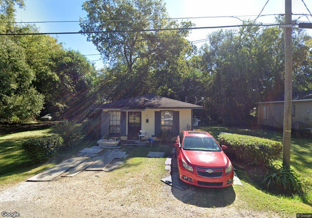 910 N Van Buren St, Covington, LA 70433 - photo 1