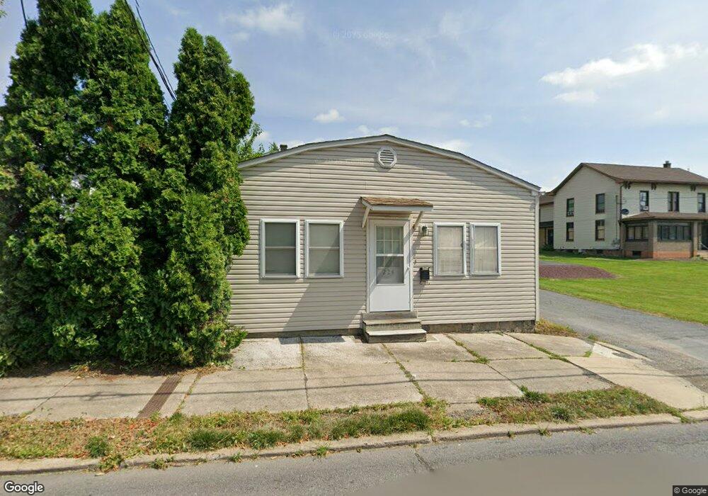 224 Mauch Chunk St, Nazareth, PA 18064 - photo 1