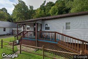 8009 Bridge Ave, Hamlin, WV 25523