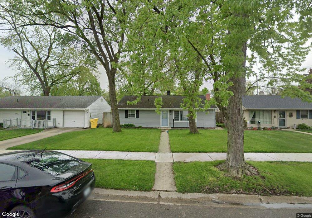 607 W Oak Place, Griffith, IN 46319 - photo 1