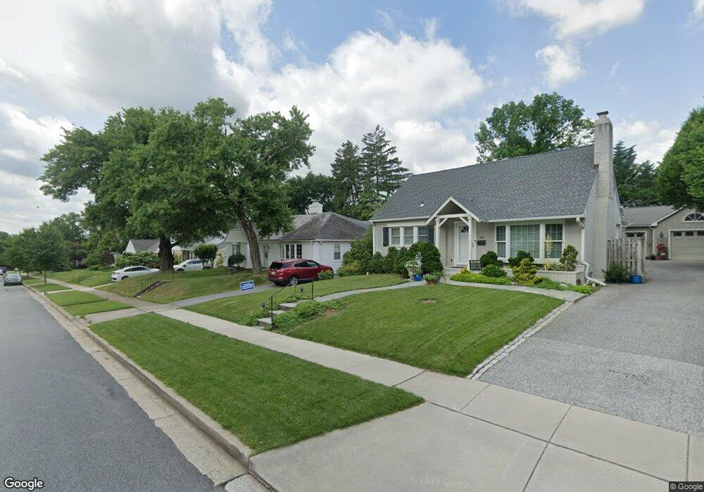 626 Piccadilly Rd, Towson, MD 21204 - photo 1