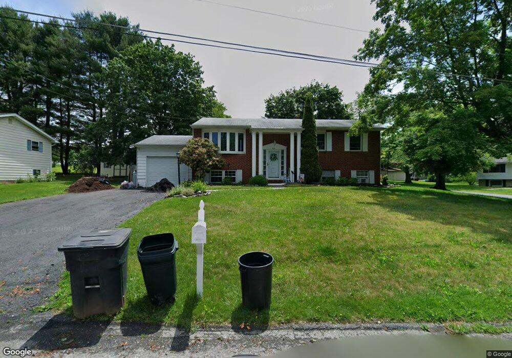 830 Elizabeth Dr, Orwigsburg, PA 17961 - photo 1