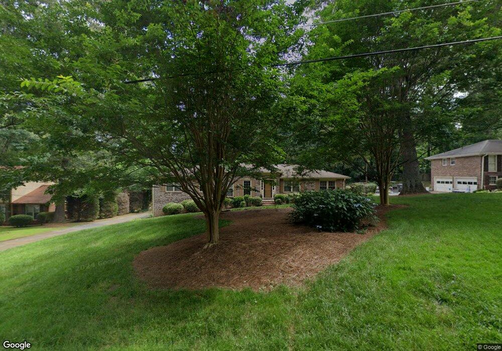 3390 Camelot Dr, Marietta, GA 30062 - photo 1