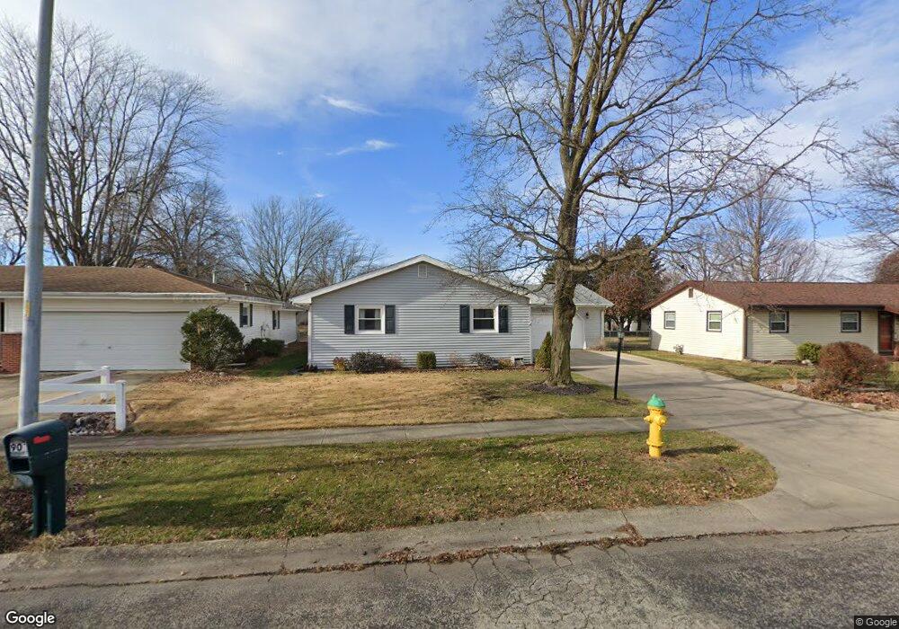 909 N 32nd St, Mattoon, IL 61938 - photo 1