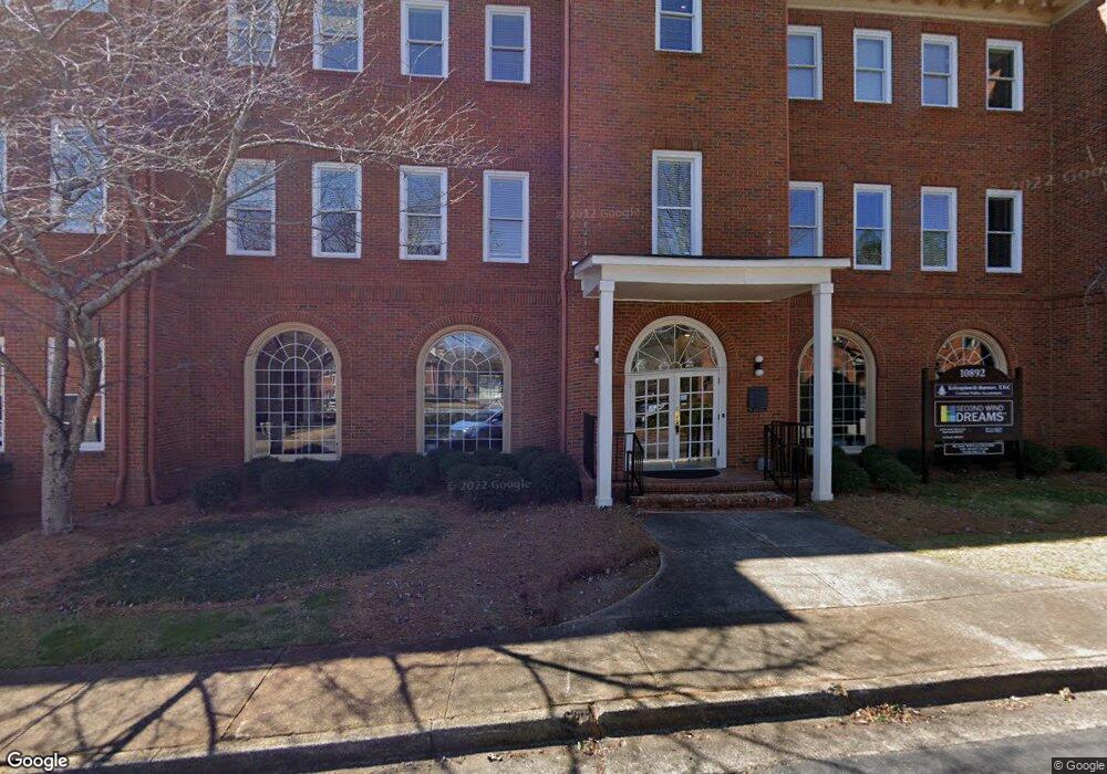 10892 Crabapple Rd, Roswell, GA 30075 - photo 1