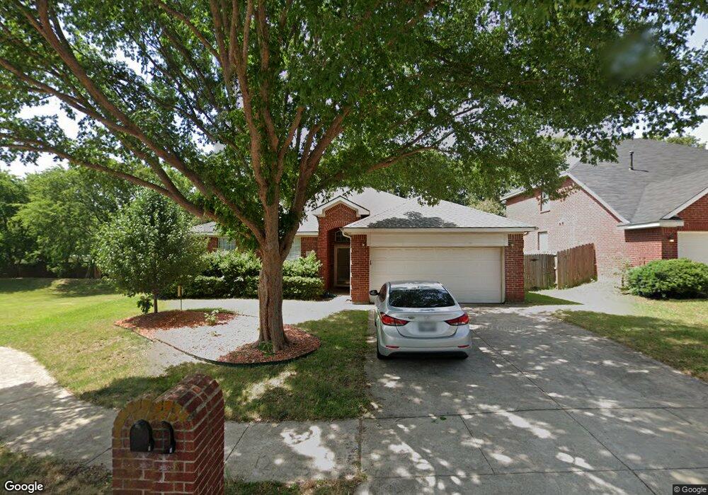 2820 Memorial Dr, Denton, TX 76210 - photo 1