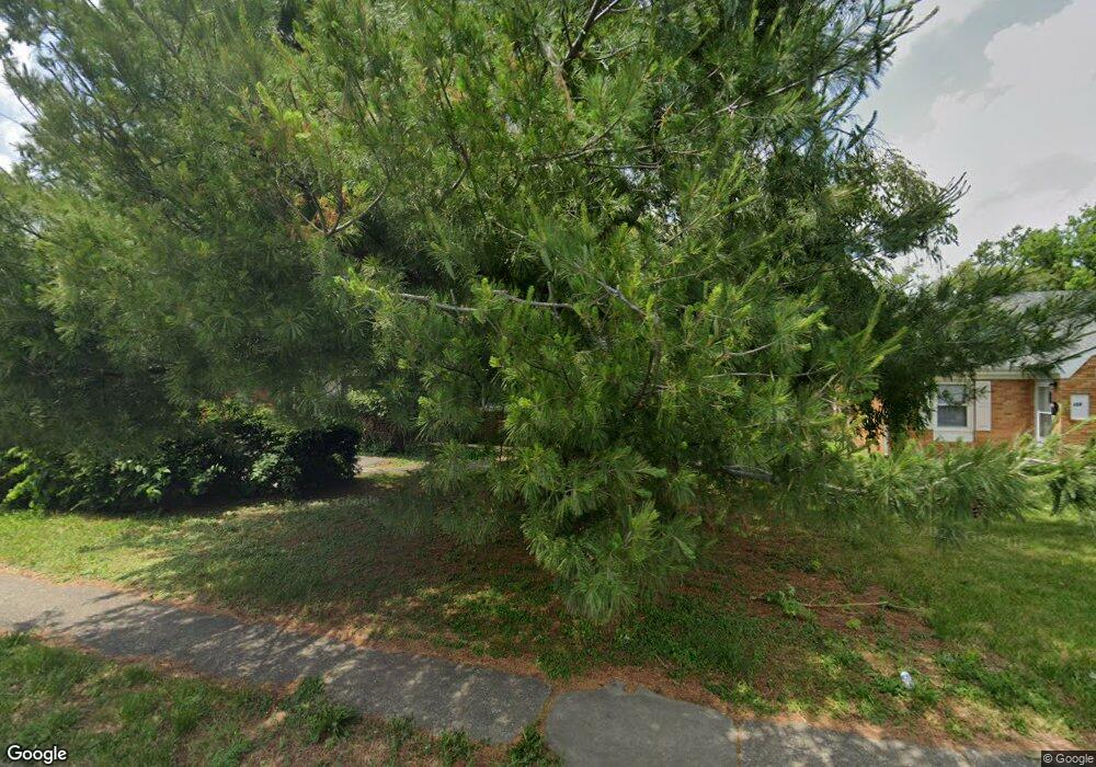 1775 Harrodsburg Rd unit ground floor unit, Lexington, KY 40504 - photo 1