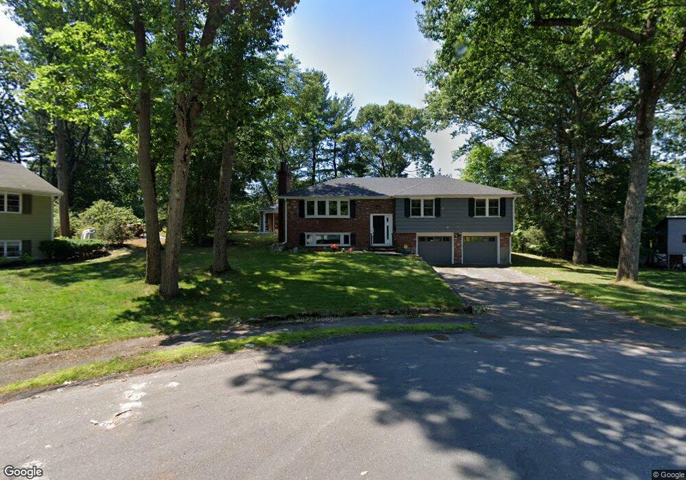 8 Ivy Cir, Wellesley, MA 02482 - photo 1