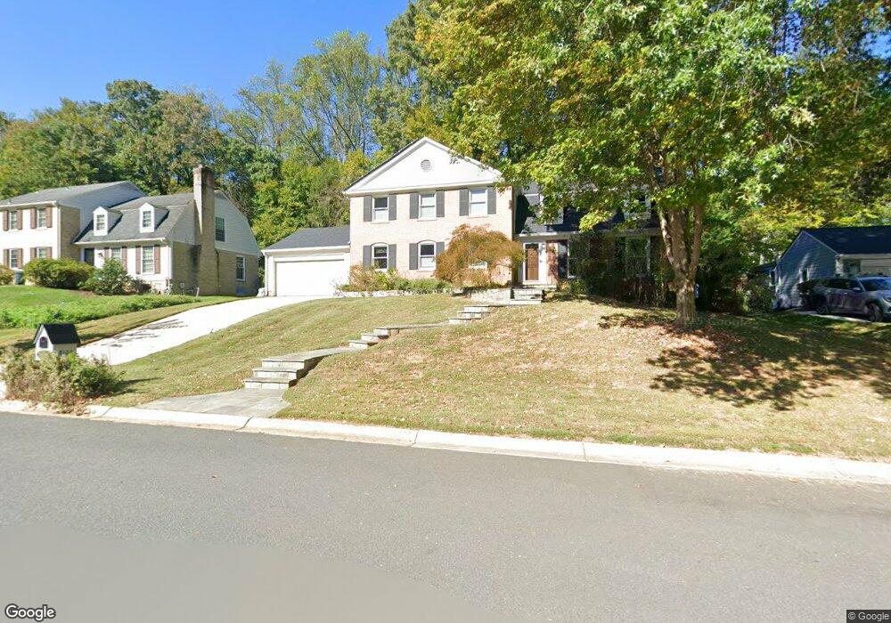 8100 Coach St, Potomac, MD 20854 - photo 1