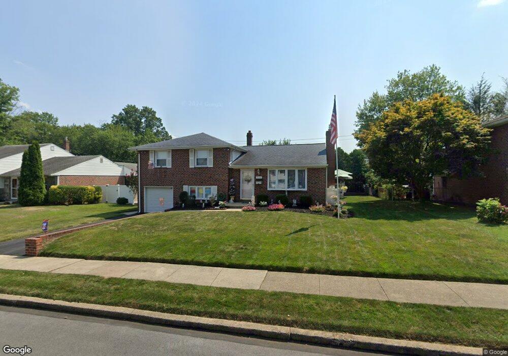 1570 Raymond Cir, Swarthmore, PA 19081 - photo 1