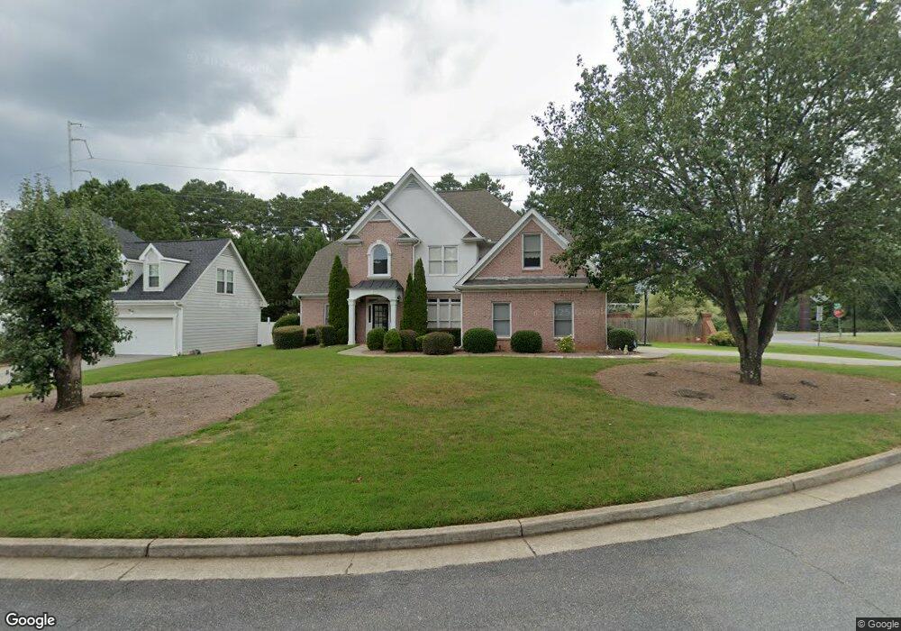 2555 Almont Way, Roswell, GA 30076 - photo 1