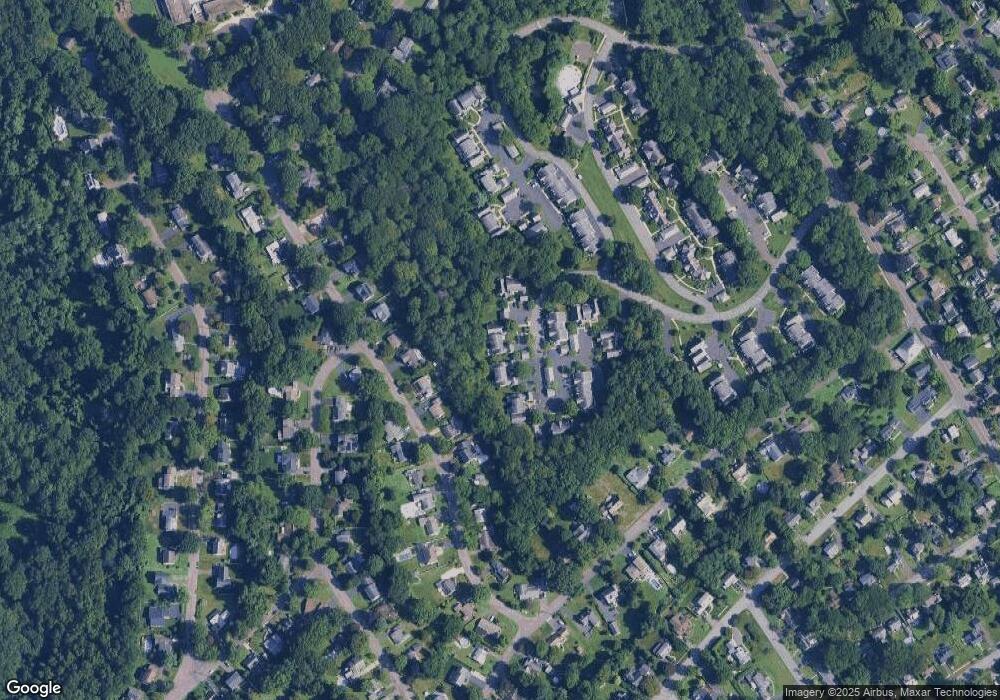 72 Gate Ridge Rd, Fairfield, CT 06825 - photo 1