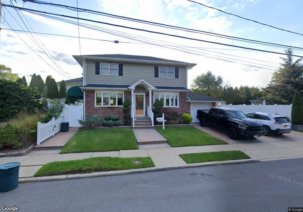 200 Farnum Blvd, Franklin Square, NY 11010 - photo 1