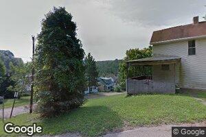 107 High St, Flushing, OH 43977