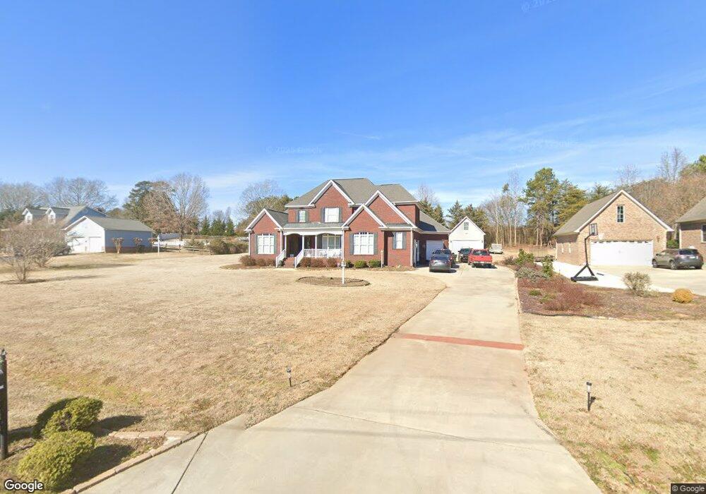 130 Jamestowne Cir, Clover, SC 29710 - photo 1