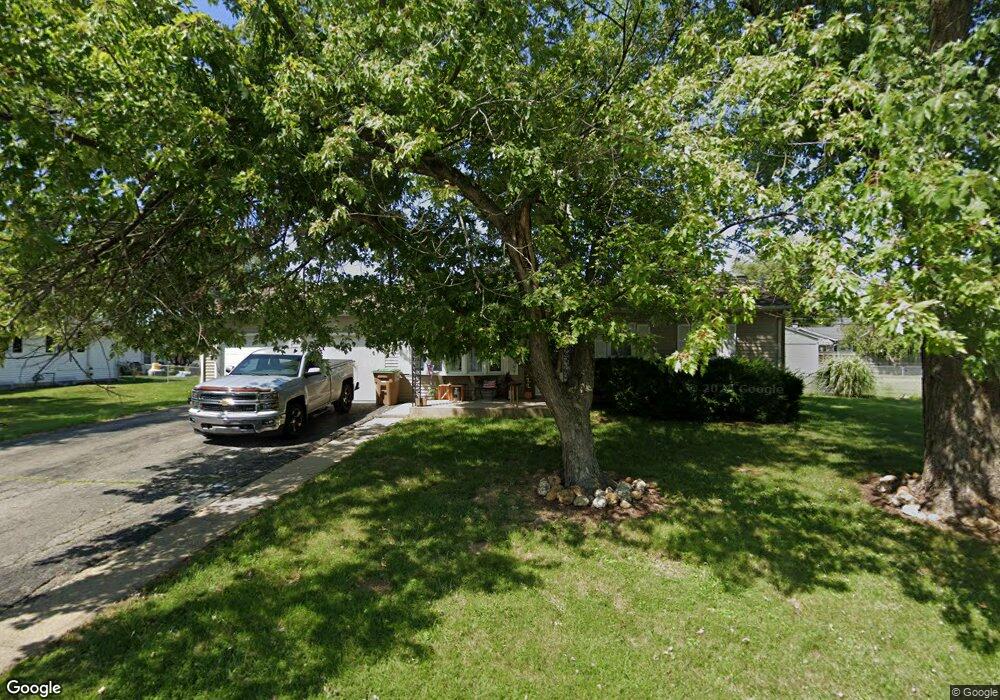 2618 Beech Dr, Columbus, IN 47203 - photo 1