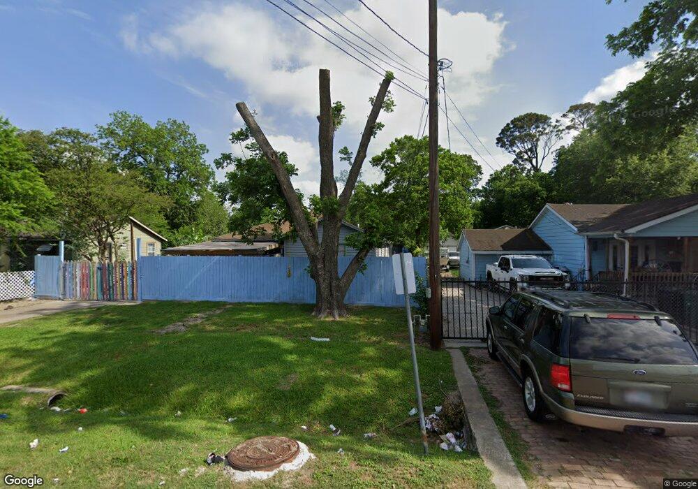 3405 Turner Dr, Houston, TX 77093 - photo 1