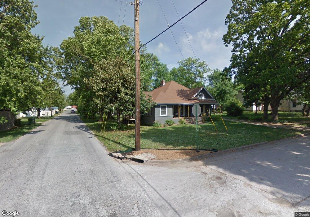 401 W Persimmon St, Rogers, AR 72756 - photo 1