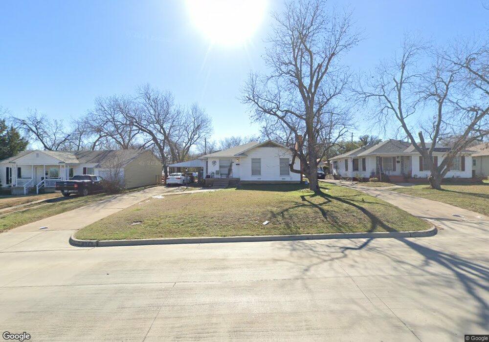 529 Hill St, Grand Prairie, TX 75050 - photo 1
