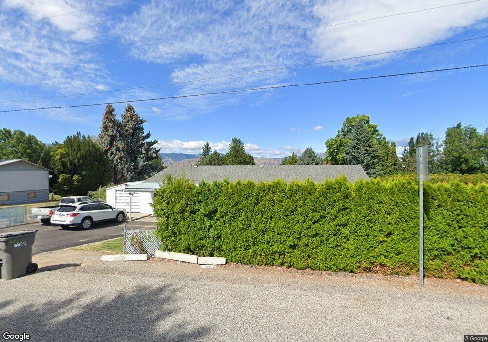 220 N Nevada Ave, East Wenatchee, WA 98802 - photo 1