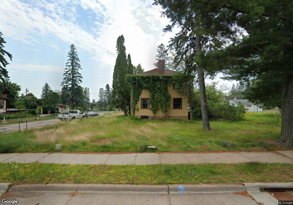 202 W Kent Rd, Duluth, MN 55812 - photo 1